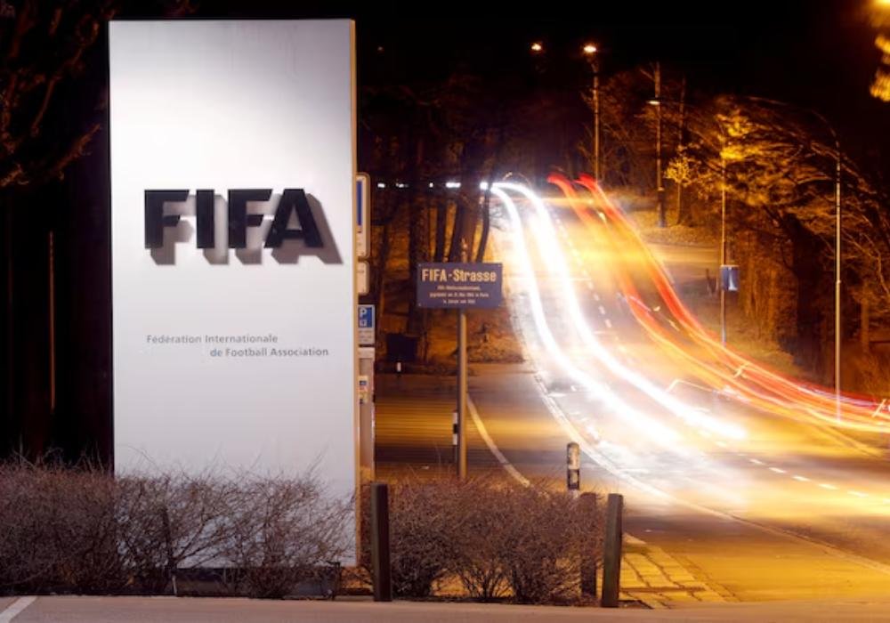 Aturan transfer pemain FIFA