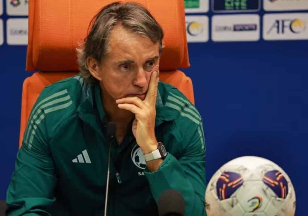 pelatih Arab Saudi Roberto mancini