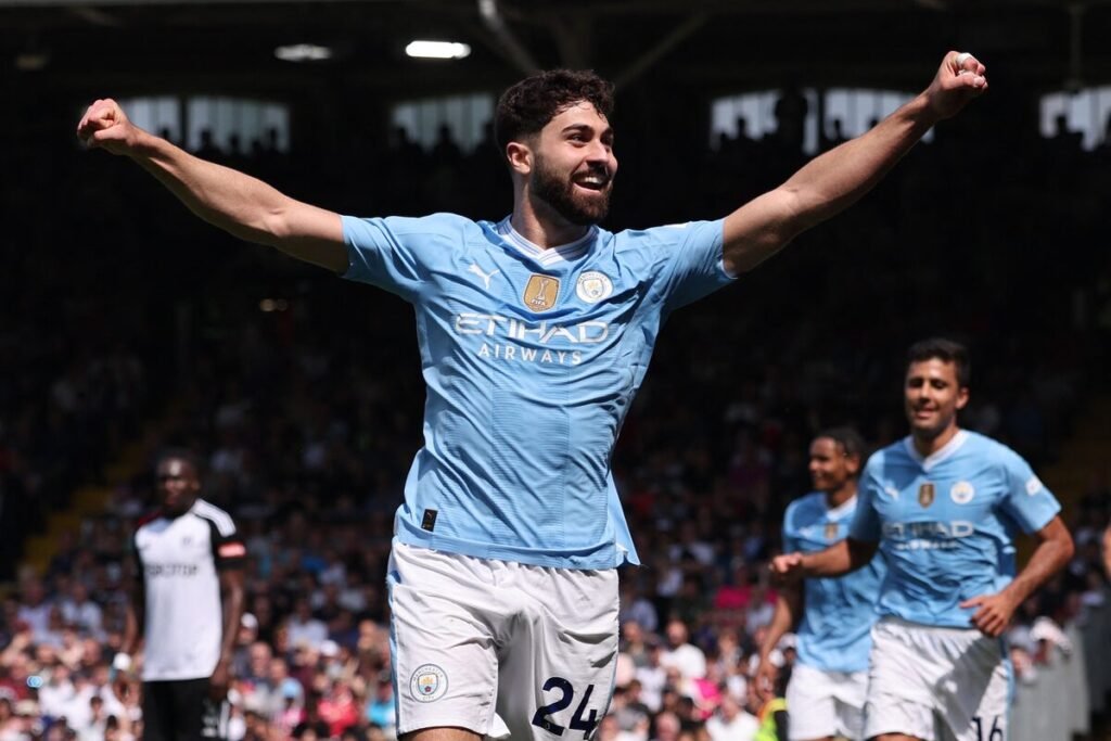 Pemain Manchester City Josko Gvardiol