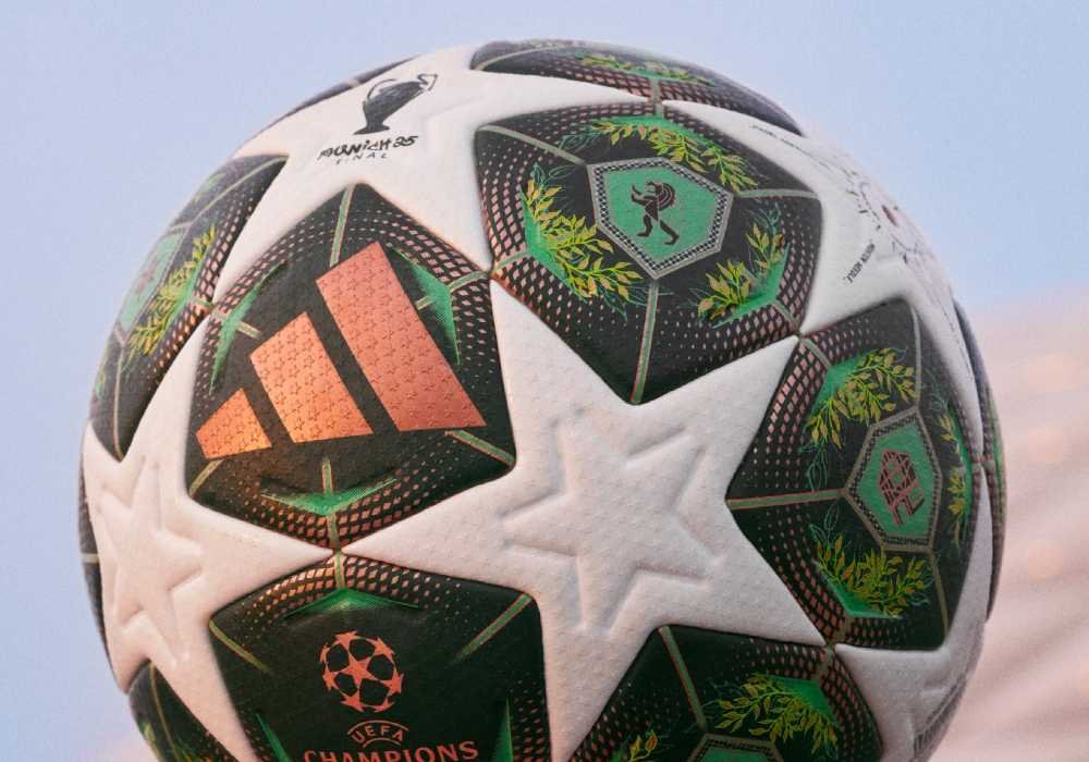 Bola Liga Champions
